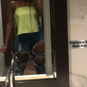 High rise ripped jeans